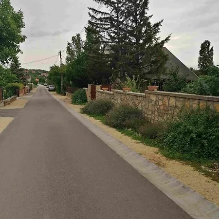 Szőlősi Diófa Quarto em Acomodações Particulares Balatonszolos